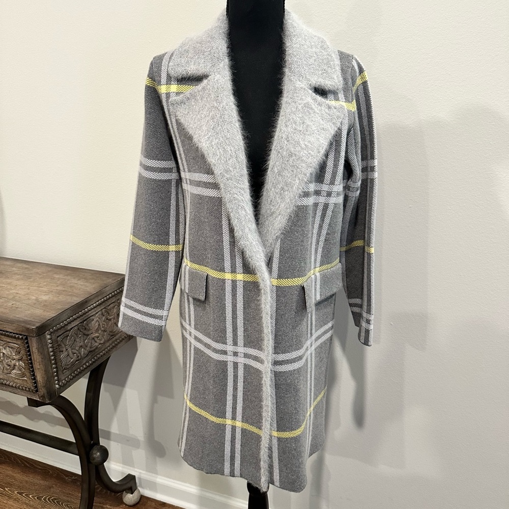 AUTHENTIC Burberry mohair coat